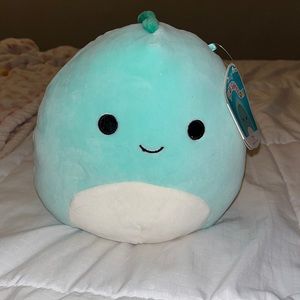 Ben the dino 8” squishmallow